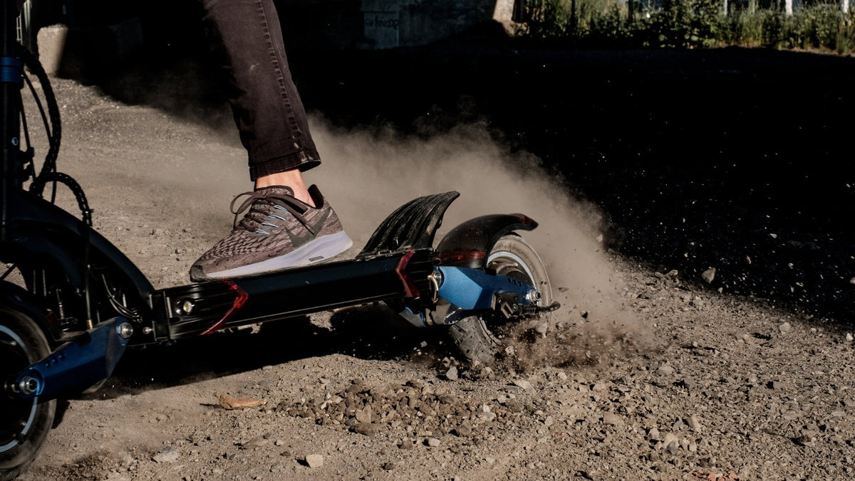5 Scooter Hacks Only the Pros Know - Apollo Scooters