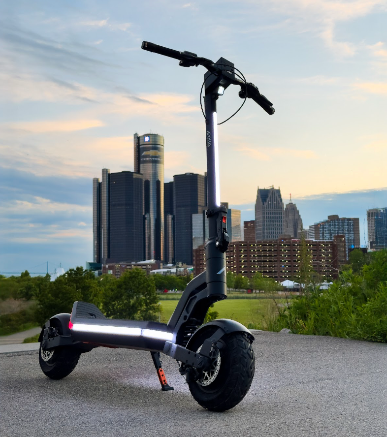 Smart Features in Electric Scooters: What’s Worth Paying For?